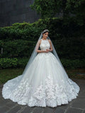 Exquisite White Tulle Ball Gown Wedding Dress Halter Neckline Lace Appliques Beaded Sleeveless Bridal Gowns Princess Puffy Sheer White