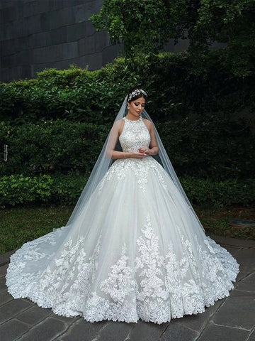 Exquisite White Tulle Ball Gown Wedding Dress Halter Neckline Lace Appliques Beaded Sleeveless Bridal Gowns Princess Puffy Sheer White