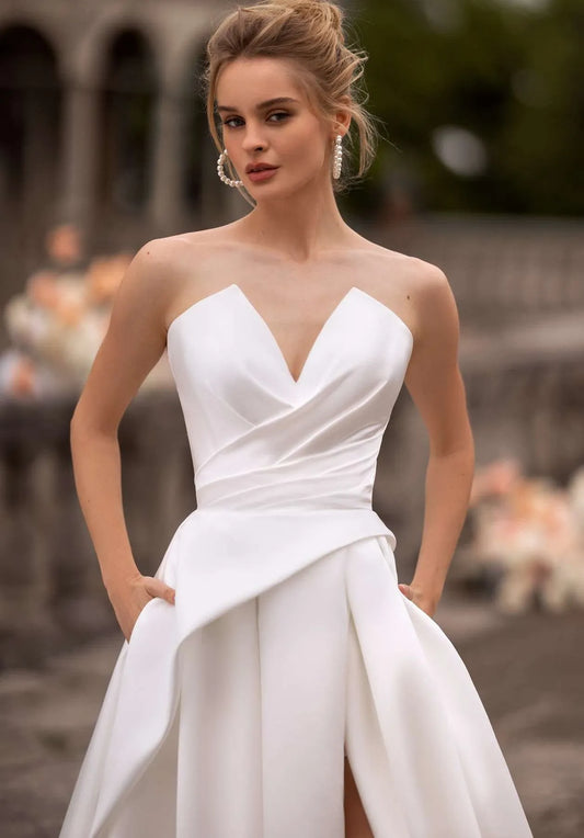 Fashion A-line Wedding Dress Strapless Ivory Sleeveless Front Split Open Back Bride Dresses Floor Length robe de mariée Champagne