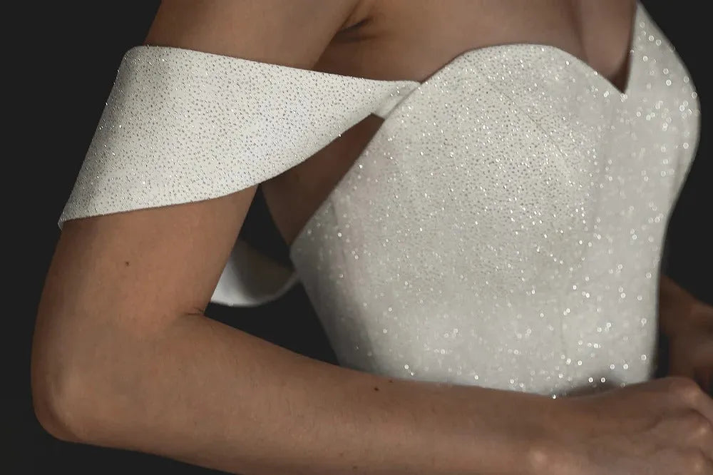 Off-Shoulder Shiny Wedding Dress Vestido De Novia Simple Court Train Dress Satin Mermaid Princess Bridal Gown Bow