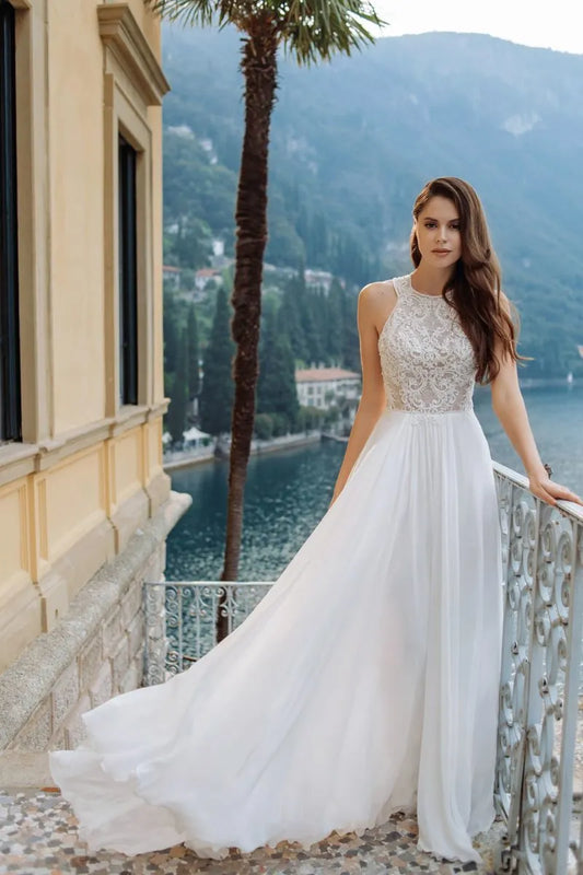 Fall In Love Dress Custom Beach Boho Wedding Dress Halter Neck Hollow Back Lace Appliques A-Line Chiffon Country Bridal Gown