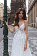 Boho White Wedding Dress A-Line V-Neck Appliques Spagetti Straps Bridal Gowns Dubai Backless Brides Dress Custom Made