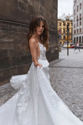 Boho White Wedding Dress A-Line V-Neck Appliques Spagetti Straps Bridal Gowns Dubai Backless Brides Dress Custom Made