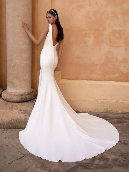 Deep V-Neck Simple Sleeveless Crepe Button Mermaid Wedding Dress OpenFloor Length Court Train Bridal Gown Custom Made