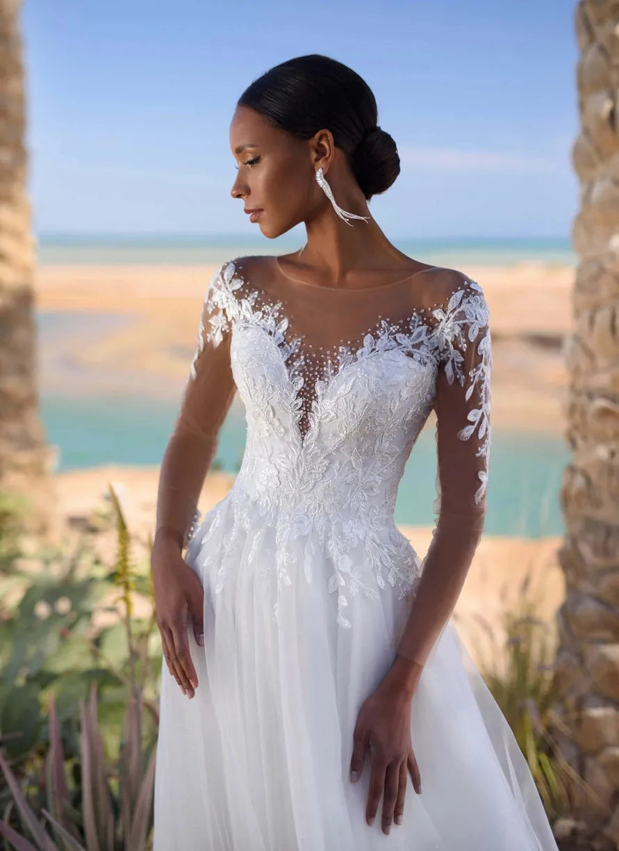 Illusion Long Sleeves Lace Scoop Neck Vestidos De Novia Summer Glitter Wedding Dresses Appliques Vestido De Noiva