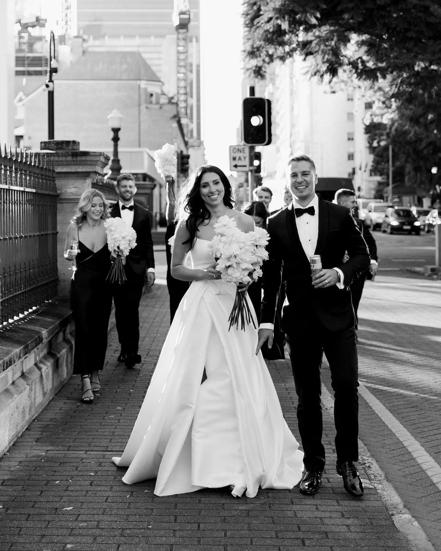 Staples High Slit Satin Elegant Wedding Dress For Women Sleeveless A Line SweepTrain Bridal Gown Vestidos De Novia