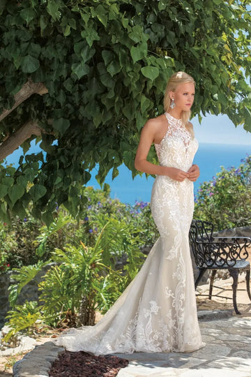 Bohemian Halter Appliques Wedding Dress Pastrol Floor-length Lace Bridal Gown Romantic Vestidos De Novia Ivory