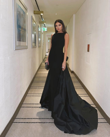 O Neck Black Backless Bow Prom Dress A Line Sleeveless Long Train Dubai Evening Night Party Dresses Vestidos Prom Gowns