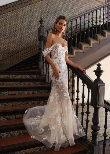 Beach Wedding Dress Sexy Sweetheart Lace Appliques A Line Wedding Dresses Tulle Off Shoulder Sleeveless Wedding Gowns for Brides White