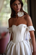 A Line Satin Wedding Dresses Women Off The Shoulder Corset Back Bride Dresses Long Train Formal Party Bridal Gowns