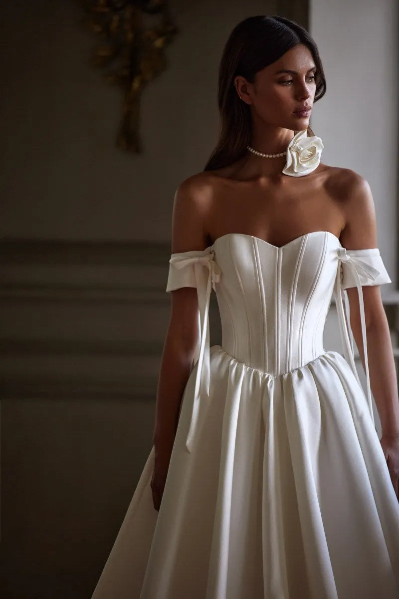 A Line Satin Wedding Dresses Women Off The Shoulder Corset Back Bride Dresses Long Train Formal Party Bridal Gowns