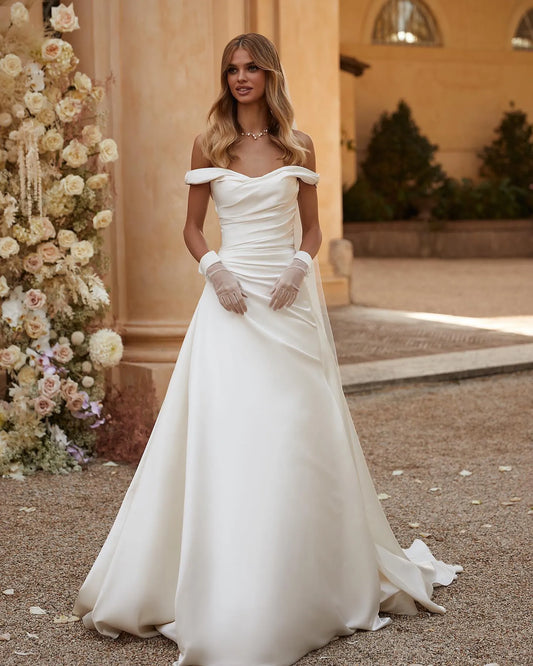 Sexy A Line Formal Wedding Dresses For Women Elegant Off The Shoulder Sleeveless Lace Up Backless Bridal Gowns White Custom Champagne
