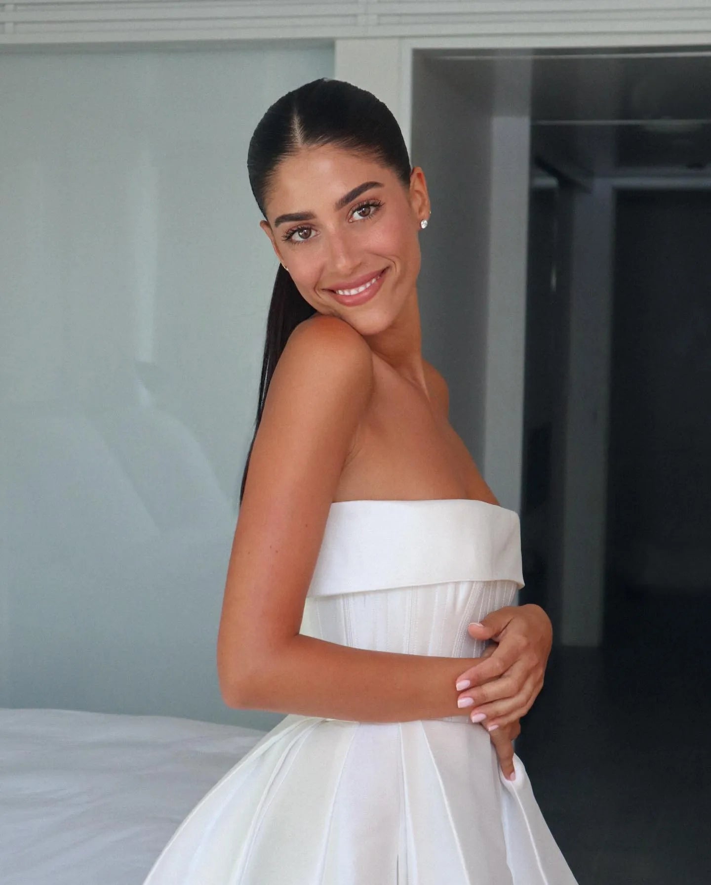 White Satin Strapless Wedding Party Dresses with Pockets A Line Short Ball Gowns Bride Dress Back Lace Up