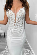 Vintage Lace Mermaid Wedding Dresses Deep V-Neck Appliques Brush Train Bodycon Bridal Gowns Spaghetti Straps Bride Dress
