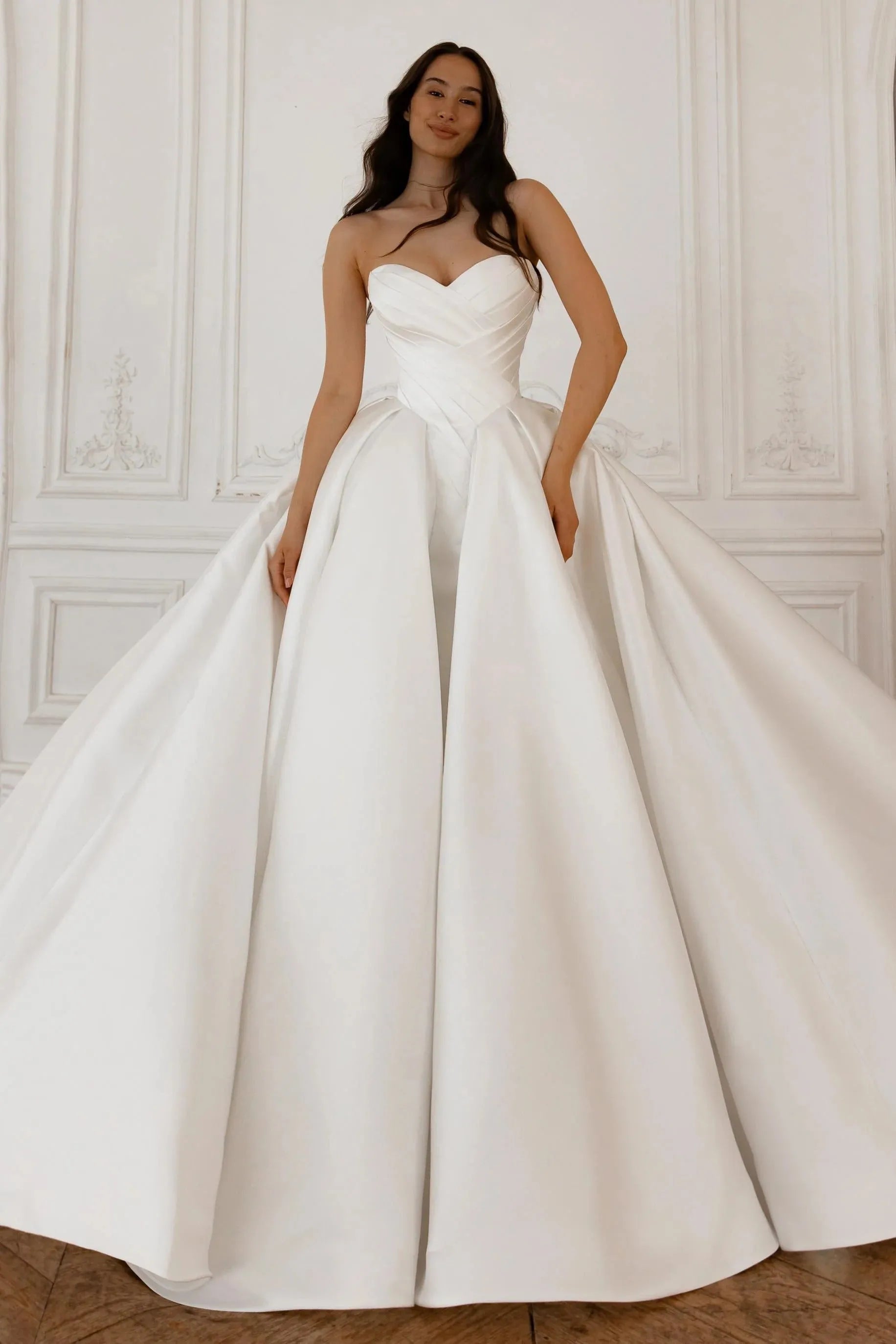 Robe de mariée taille basque en satin princesse sirène robe de mariée
