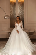 Luxurious A Line Wedding Dresses For Woman Simple Formal Bride Dress Sexy Lace Tulle Appliques Sweetheart Long Sleeve Ball Gowns Ivory