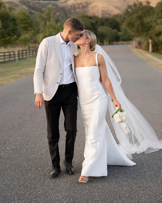 White Square Collar Meidmaid Wedding Dresses Spandex Long Bridal Gowns Sweep Train Backless Vestidos Novias Boda Ivory