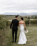 Simple Mermaid Wedding Dress Strapless Open Back Satin Pleat Sleeveless Long Bridal Gown Sweep Train Vestidos De Novia