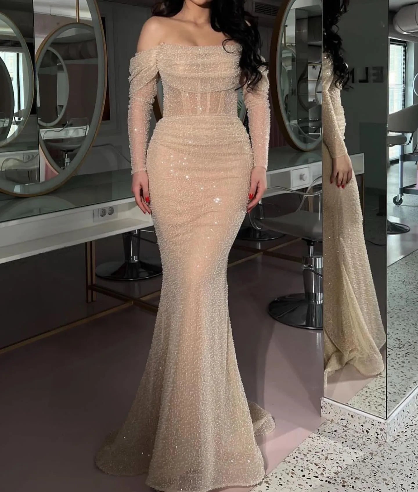 Glitter Princess Wedding Dresses Off The Shoulder Sparkly Sleeveless Bridal Gowns A-Line Dubai Pageant Long Bride Dress