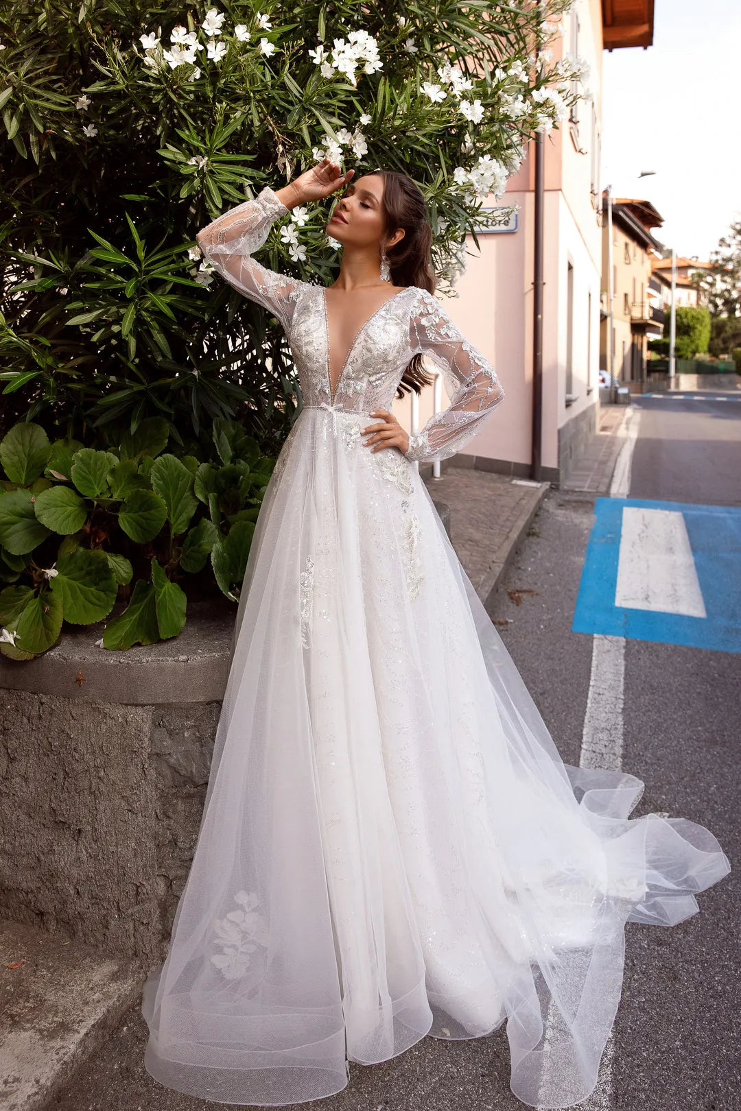Exquisite See Through Wedding Dresses For Bride Puff Sleeves Backless Bridal Gowns Tulle Sexy Scoop Neck Robe De Mariée