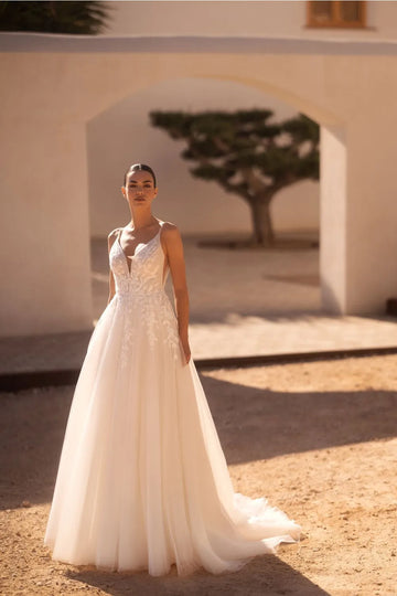 Graceful Ivory Boho Wedding Dresses Backless Appliqued Lace Princess Tulle Bridal Gowns vestido de novia Bride Dress Pink