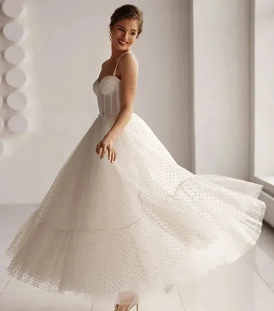 Simple A-Line Tulle Wave dot Wedding Dress Sleeveless Strapless Bridal Gowns Sexy Spaghet Strap Backless Lace Up Ankle-Length