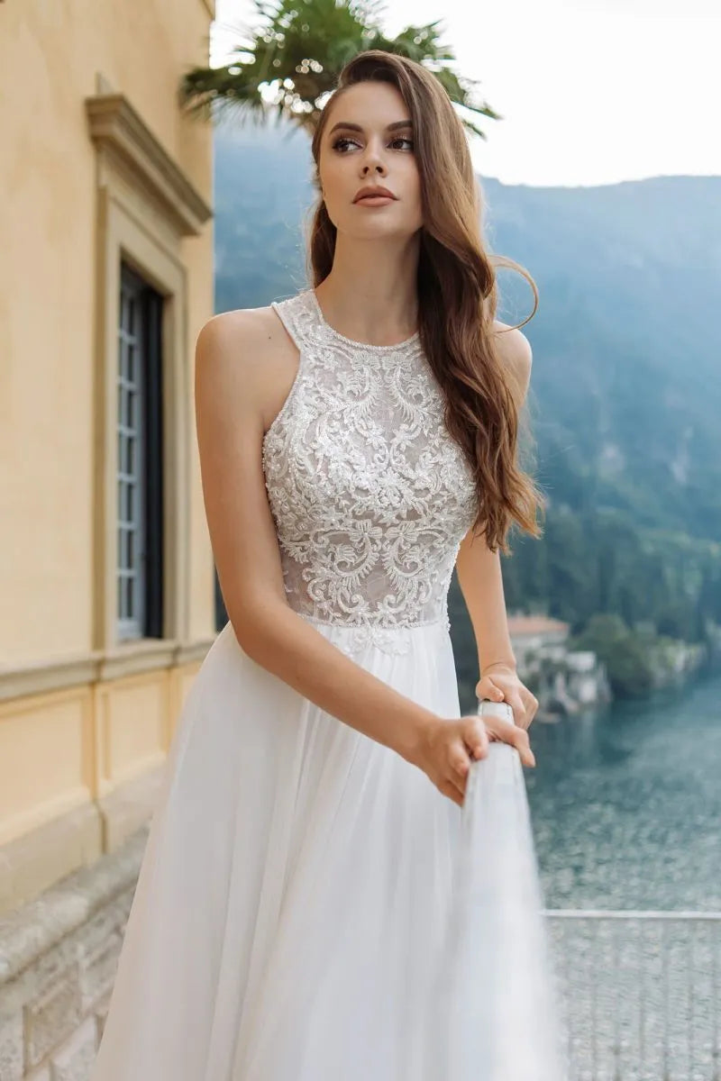 Fall In Love Dress Custom Beach Boho Wedding Dress Halter Neck Hollow Back Lace Appliques A-Line Chiffon Country Bridal Gown