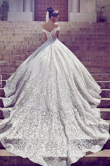 Luxury Wedding Dress Vintage Lace Appliques Off-Shoulder Short Sleeve A-Line Princess Court Train Long Bridal Ball Gown
