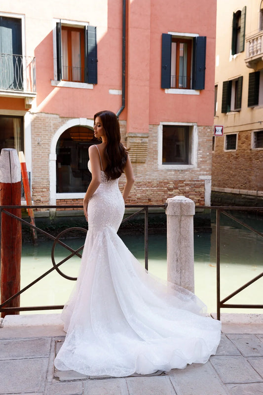Luxury Mermaid Wedding Dress White Lace Open Back Sweetheart Spaghetti Strap Bridal Gown Sweep Train Vestidos De Novia