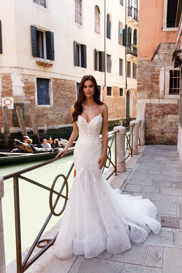 Luxury Mermaid Wedding Dress White Lace Open Back Sweetheart Spaghetti Strap Bridal Gown Sweep Train Vestidos De Novia White