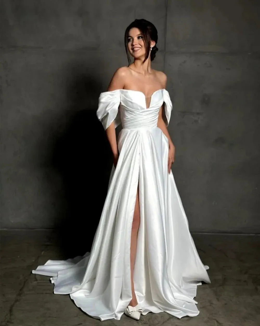 Soft Satin A Line Wedding Dresses Side Slit Simple Off The Shoulder Pleat Custom Made Formal Bridal Gown Rode De Morrie