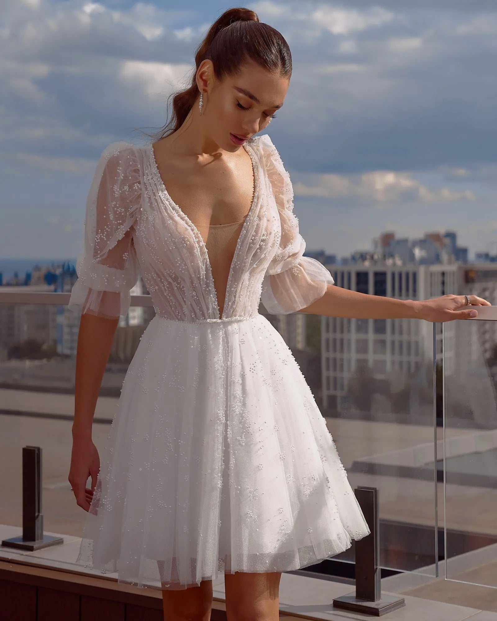 Beach Deep V-Neck Short Wedding Dress Half Sleeve Lace Appliques Boho Mini Bride Gown Backless Button Vestido De Noiva