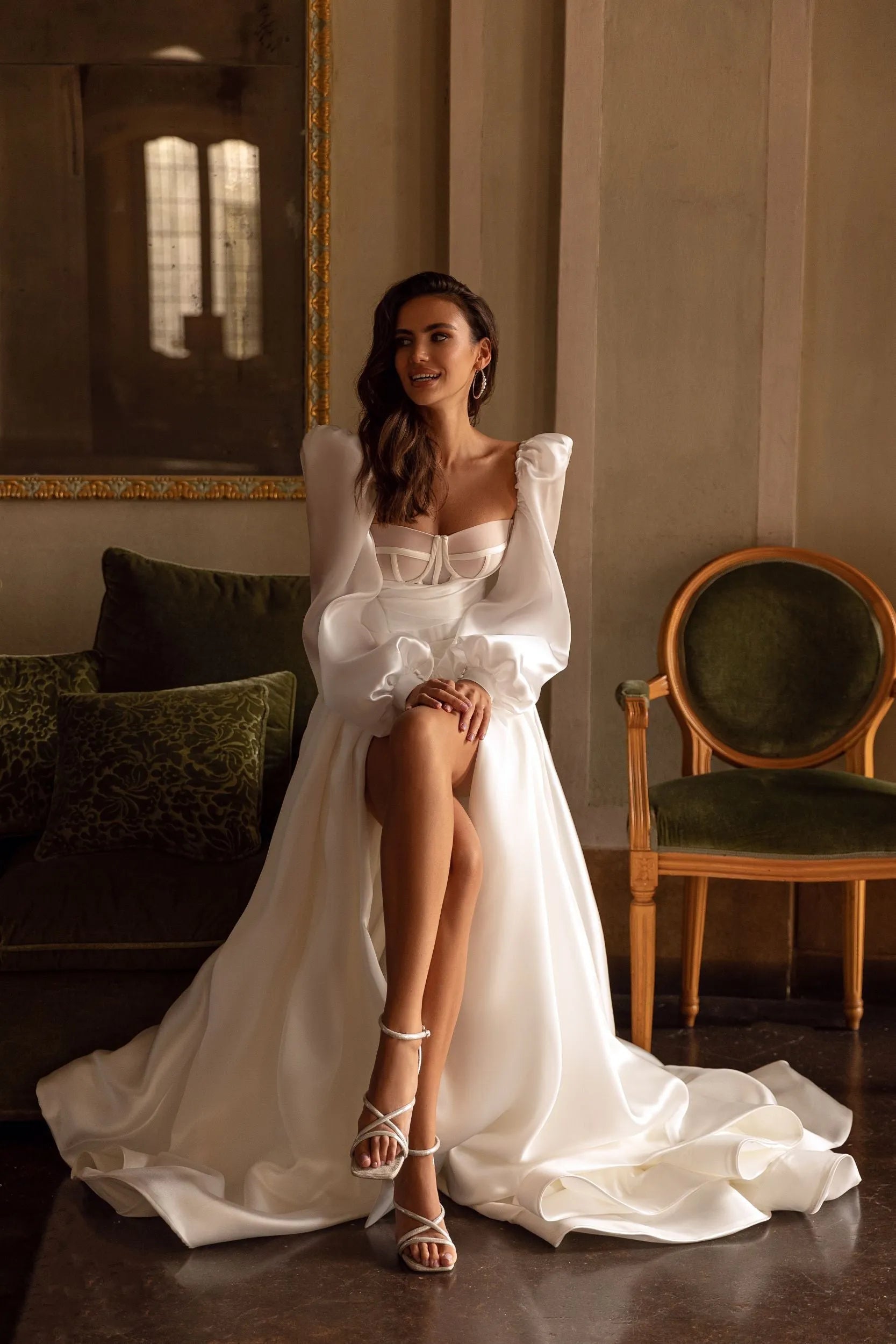 Chic Satin Princess Wedding Dresses Long Sleeves Bride Dress A Line High Slit Bridal Gowns Sweetheart Vestido De Novia