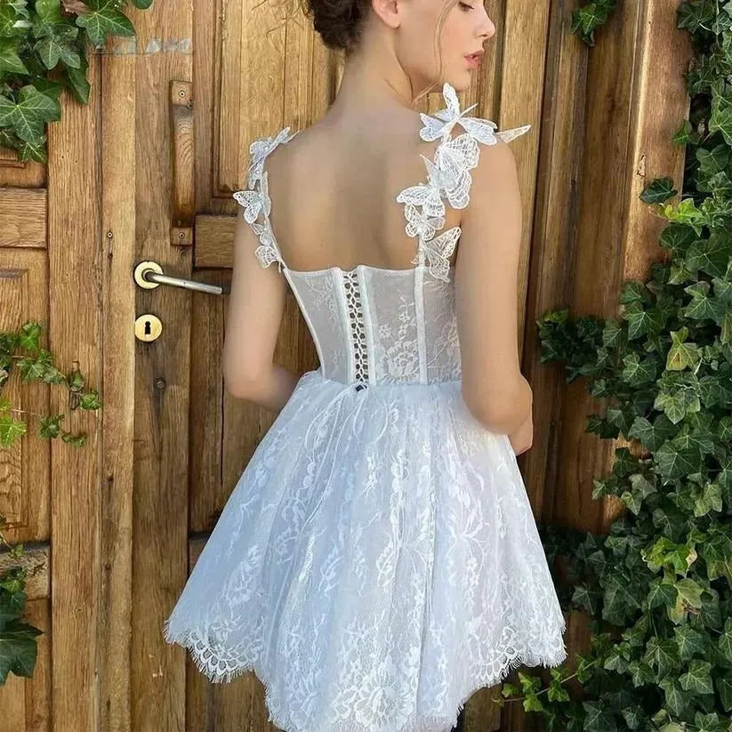 Sweetheart Butterflies Spaghetti Straps Short Wedding Dress Lace Sleeveless Above Knee Lace Up Back Bridal Gown