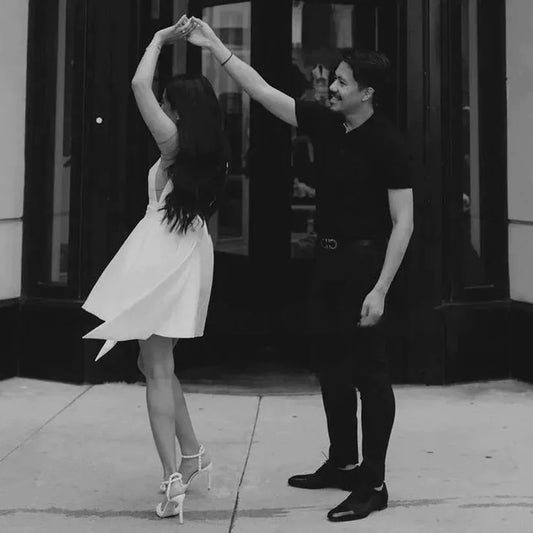 Simple Sleeveless Short Mini Satin Wedding Dress With Belt A Line Backless Bridal Gown Above Knee Custom Made