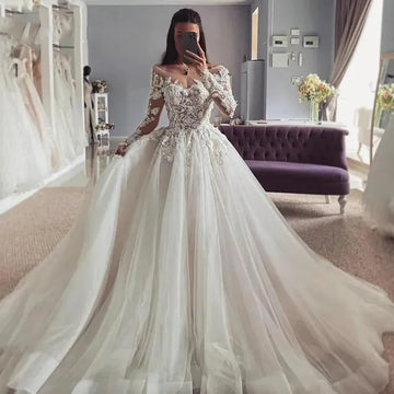 Beautiful Off Shoulder Elegant Mermaid Wedding Dresses Strapless Exquisite Long Sleeves Bohemia Lace Applique Bridal Gowns Beige