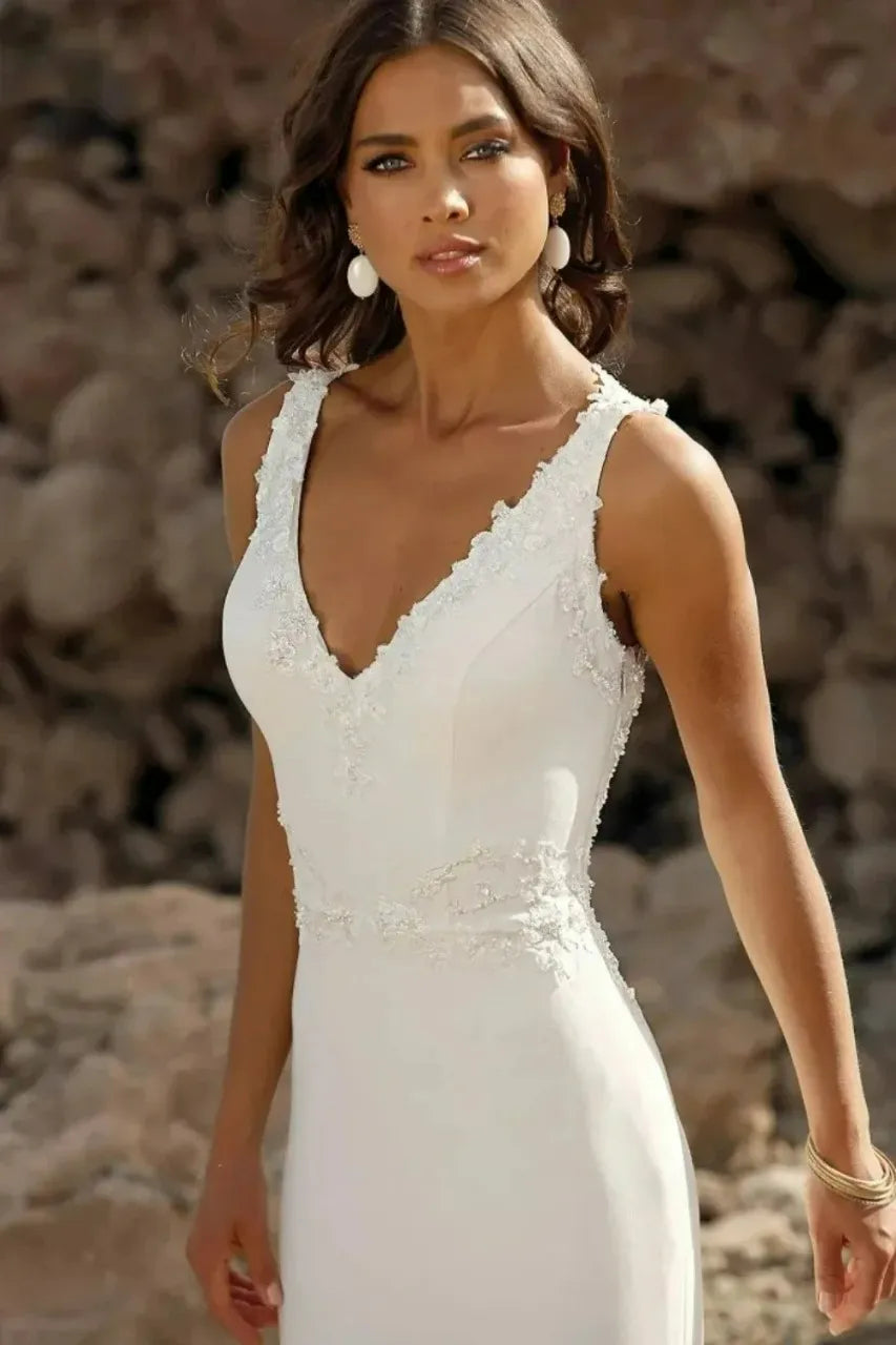 Elegant V Neck Mermaid Wedding Dress Sleeveless Appliques Satin Illusion Back Sweep Train Bridal Gown Vestidos De Novia