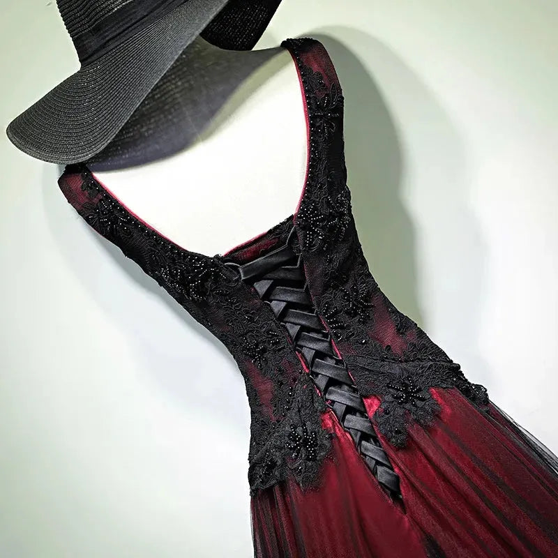 Ball Gown Appliques Beads Dresses Sexy V-Neck Vestidos De 15 Anos Formal Tulle Burgundy With Black Robe De Soiree