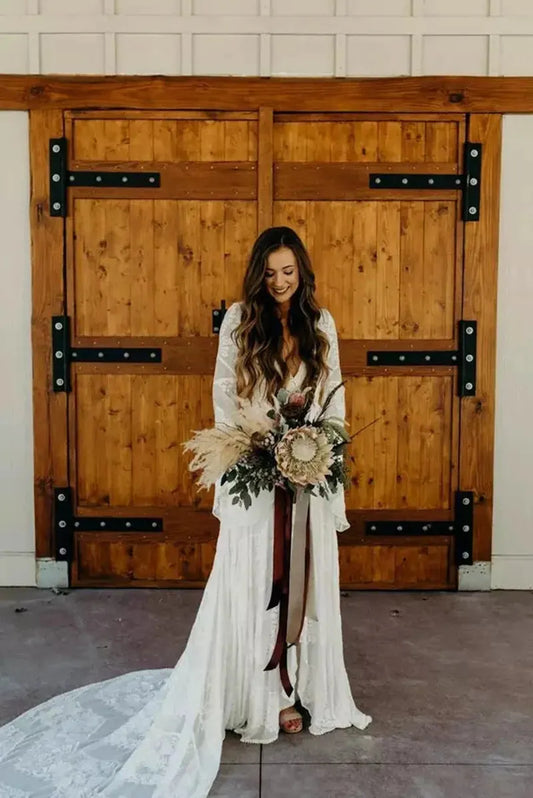 Country Style Wedding Dresses Boho Lace Long Sleeves Deep V Neck A Line Ivory Beach Bohemian Plus Size Summer Bridal Gowns