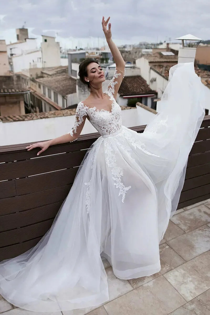 Lace A-line Wedding Dresses Detachable Train Appliques Scoop Neck Sheath Formal Bridal Gowns Half Sleeves Elegant Wedding Gowns