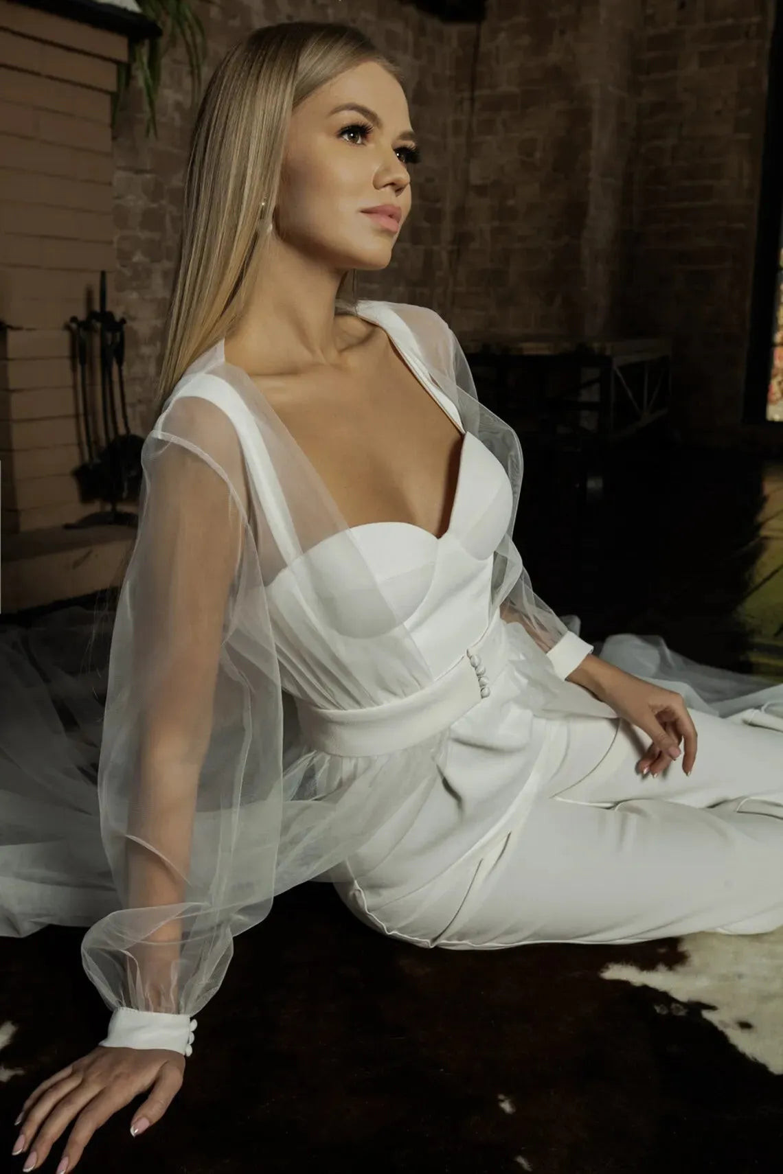 Simple Sweetheart Jumpsuit Wedding Dress Long Sleeves Pant Suit Bridal Gown With Belt Plain White Floor Length vestidos de novia