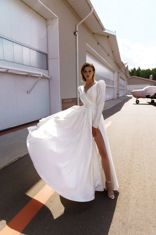 Simple High Split Wedding Dress For Woman A-Line V-Neck Bridal Gown Full Sleeve Belt Beach Sweep Train Robe Custom De Mariée