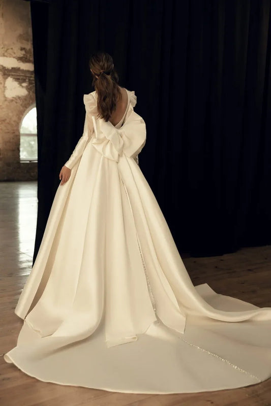 Satin V Neck White Bridal Gowns Puffy Long Sleeves Wedding Dresses Ruched Beading Vestidos de Novia Custom Made Big Bow
