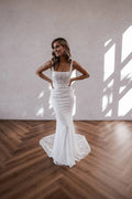 Lace Spaghetti Strap Mermaid Wedding Dresses Square Collar Beading Backless Court Train Bridal Gowns Boho Custom Made