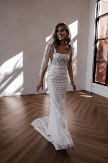 Lace Spaghetti Strap Mermaid Wedding Dresses Square Collar Beading Backless Court Train Bridal Gowns Boho Custom Made Champagne
