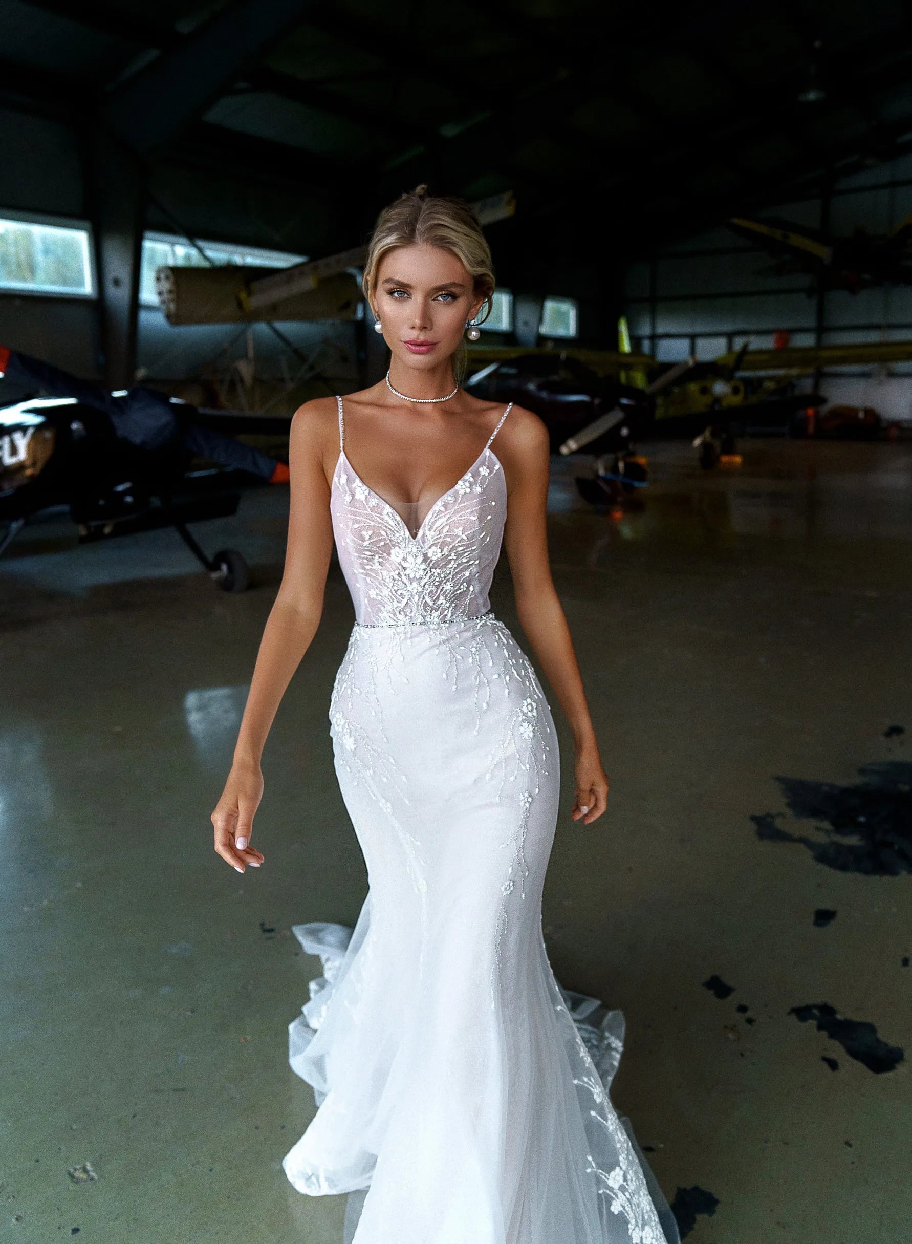 Spaghetti Straps Wedding Dresses Mermaid Appliques Wedding Dress Floor Length Wedding Gown For Civil Wedding