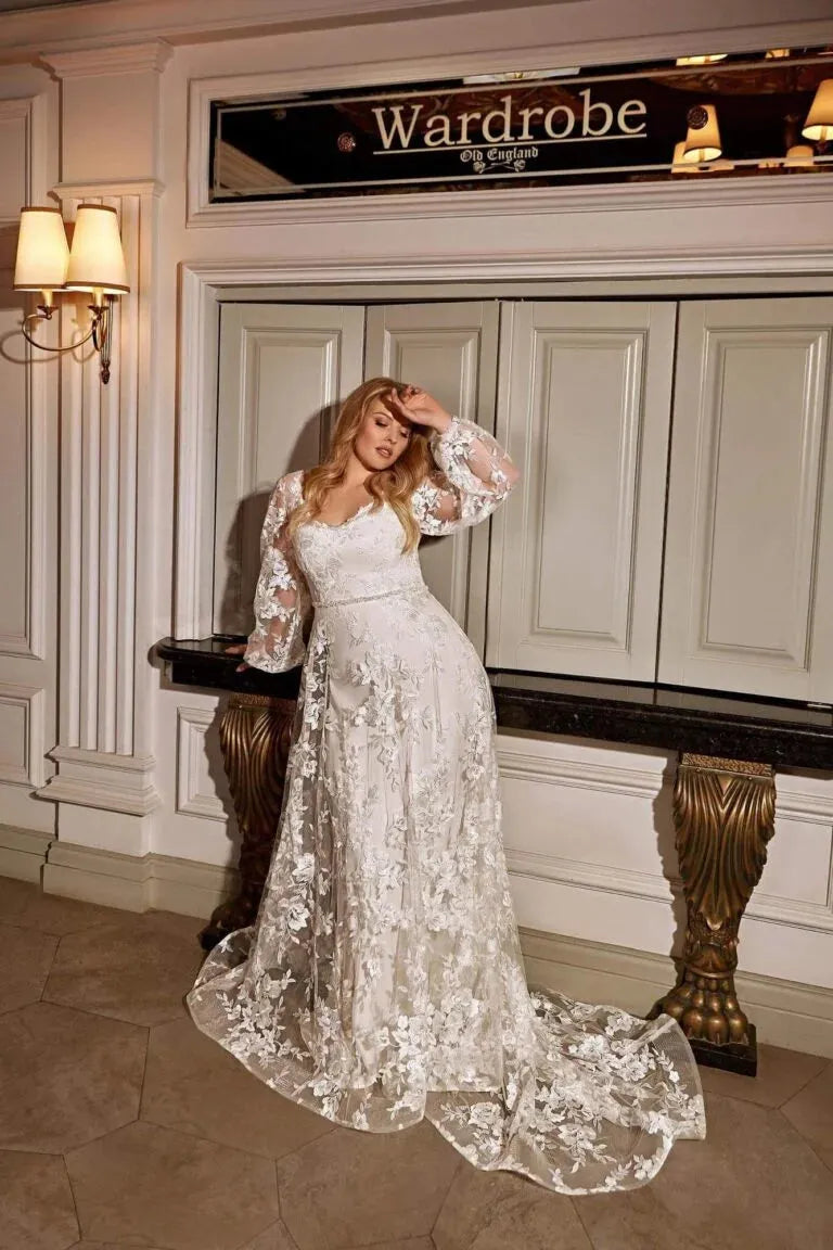 Timeless Plus Size A-Line Wedding Gown with Long Sleeves and Scoop Neckline, Designed with a Flattering Natural Waistline for an Elegant Bridal Look