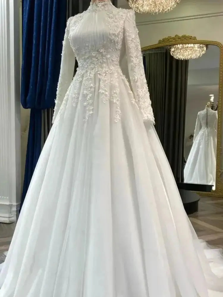 Elegant Muslim Wedding Gown for Bride Appliques Flowers Arabic Dubai Long Sleeves Bridal Dress Tulle Robe De Mariage As Picture