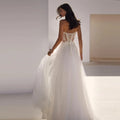 Gorgeous Strapiess Tulle Wedding Dresses for Women Sleeveless Bridal Growns with White Flowers Vestidos De Novia Backless