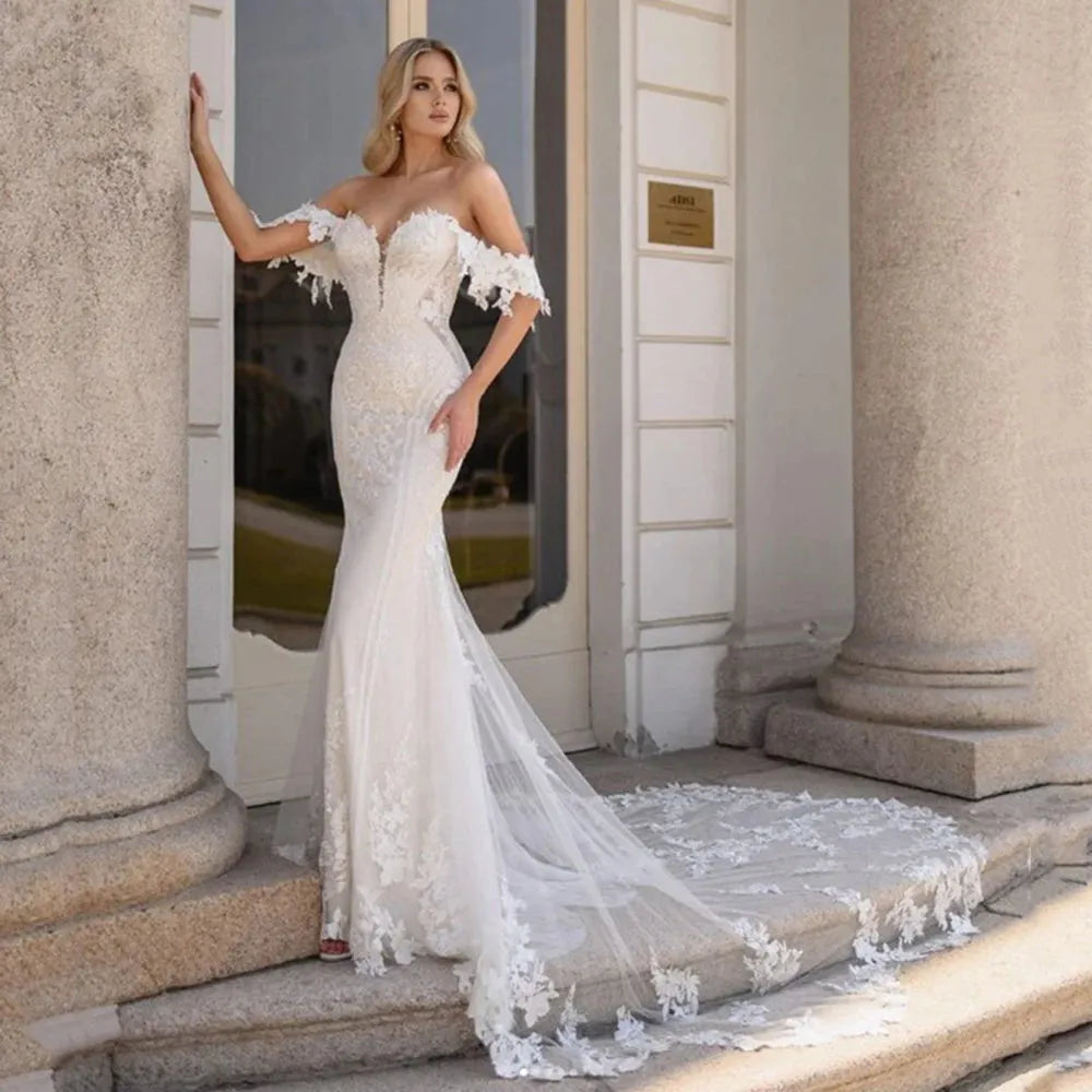 Sweetheart Mermaid Wedding Dress Off Shoulder Lace Appliques Modern Spandex Bride Gown Backless Train Robe de mariée White